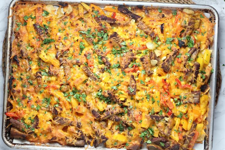 Oven Baked Nacho Platter with Steak, Mild Cheddar Cheese, Peppers and Mushrooms - Nachos Recipe